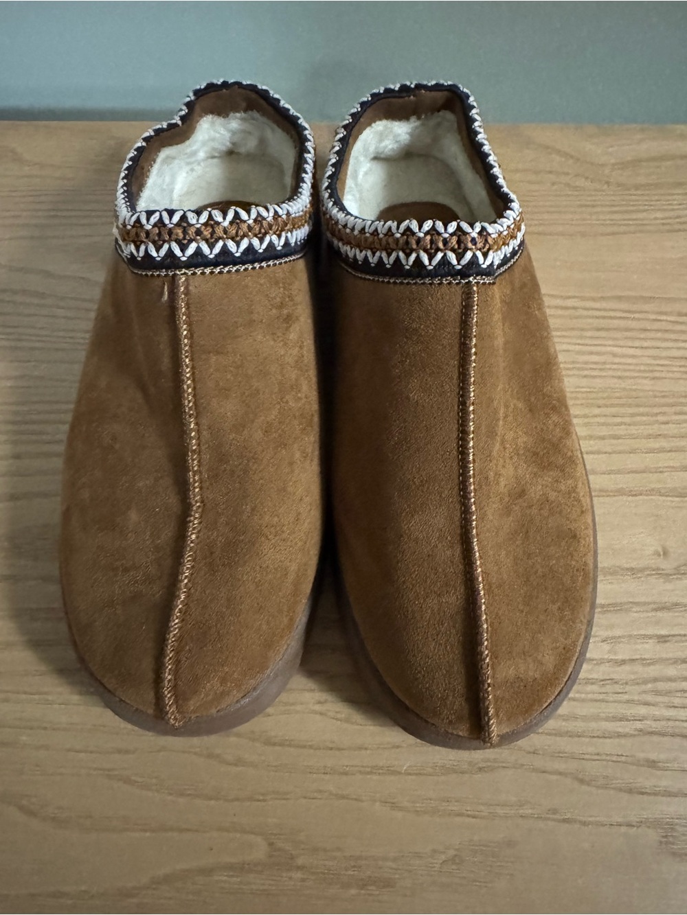 White Mountain "Iceberg" Tasman-Style Clog Slippers M7.5/W9.5 Chestnut